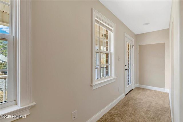 812 Winding Oak Way, Clayton, NC 27520