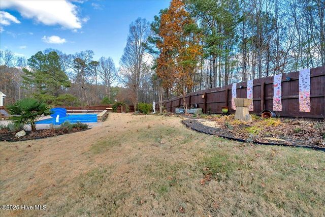 812 Winding Oak Way, Clayton, NC 27520