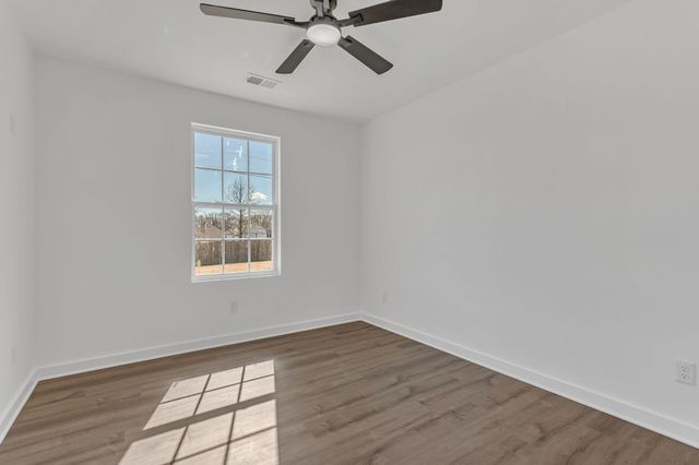 153 Poling Dr, Pulaski, TN 38478