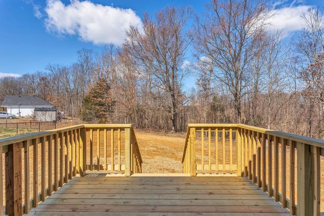 153 Poling Dr, Pulaski, TN 38478