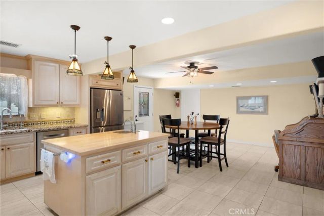 11116 Wayfield Road, Riverside, CA 92505