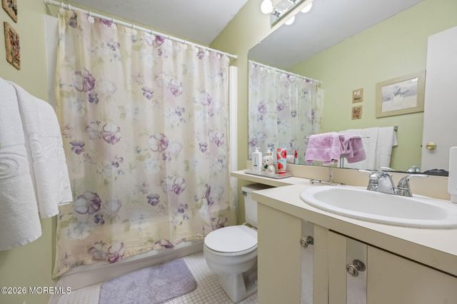 46 Greenwood Drive, Freehold, NJ 07728