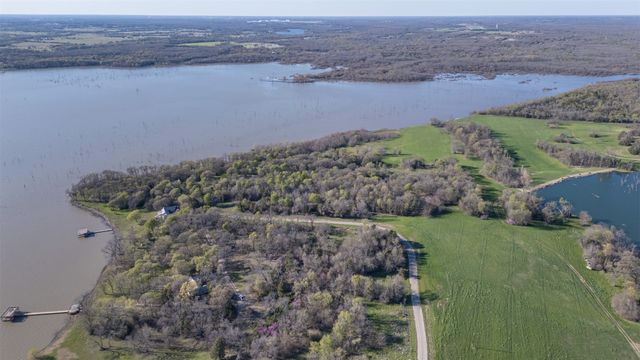 2100 S Oaks Lane, Lone Oak, TX 75453
