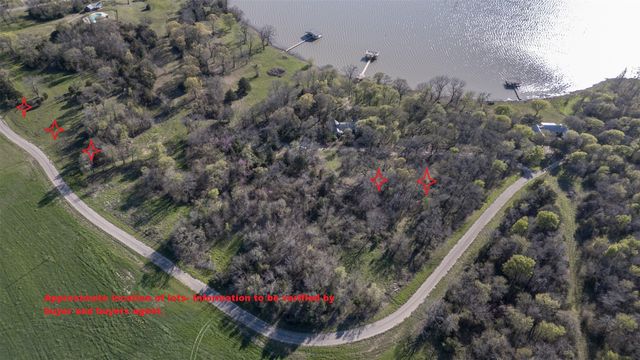 2100 S Oaks Lane, Lone Oak, TX 75453