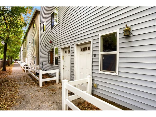2539 Se 141ST Ave 2, Portland, OR 97236