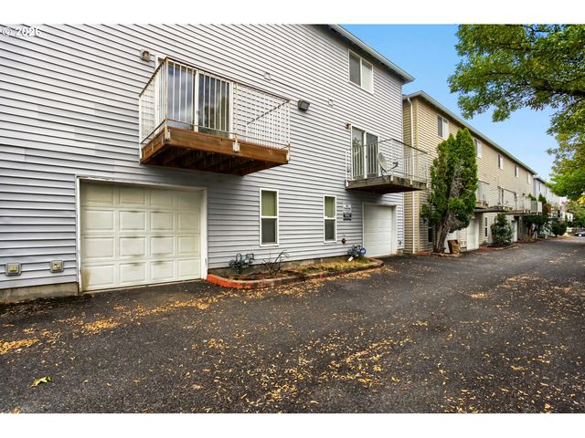 2539 Se 141ST Ave 2, Portland, OR 97236