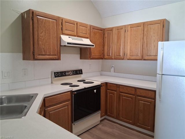 3607 McCuiston Road 64, Greensboro, NC 27407