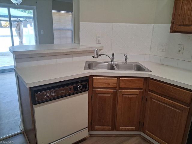 3607 McCuiston Road 64, Greensboro, NC 27407