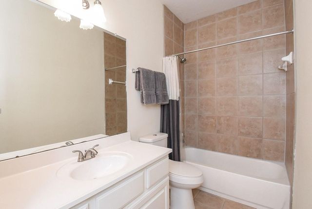 12558 Country Arbor Lane, Houston, TX 77041