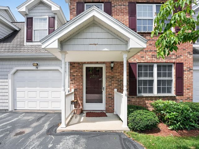 78 Fairway Dr 78, Tewksbury, MA 01876