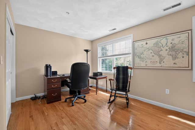 78 Fairway Dr 78, Tewksbury, MA 01876