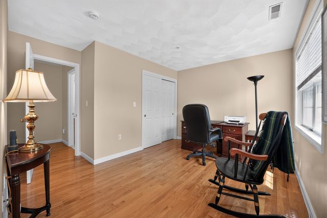 78 Fairway Dr 78, Tewksbury, MA 01876