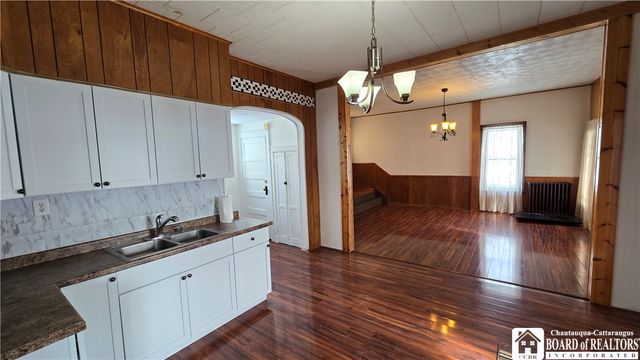 250 Townsend Street, Dunkirk, NY 14048