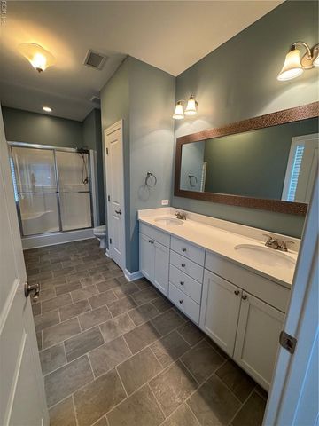 4213 Archstone DR, Virginia Beach, VA 23456