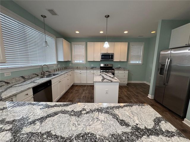 4213 Archstone DR, Virginia Beach, VA 23456