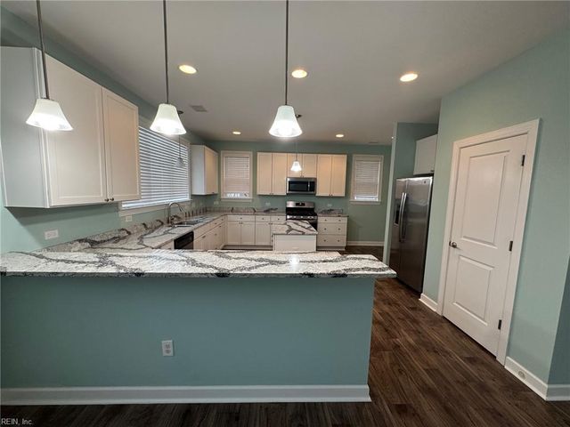 4213 Archstone DR, Virginia Beach, VA 23456