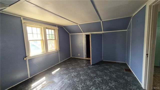 144 Wente, Syracuse, NY 13207