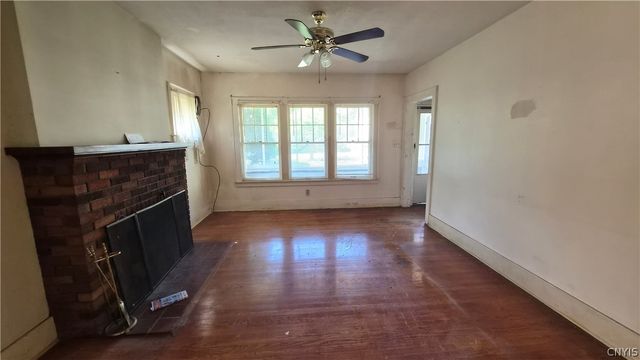 144 Wente, Syracuse, NY 13207