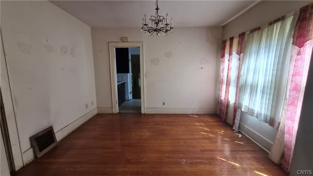 144 Wente, Syracuse, NY 13207