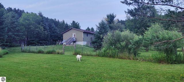 4464 E Wagner Road, Lake City, MI 49651