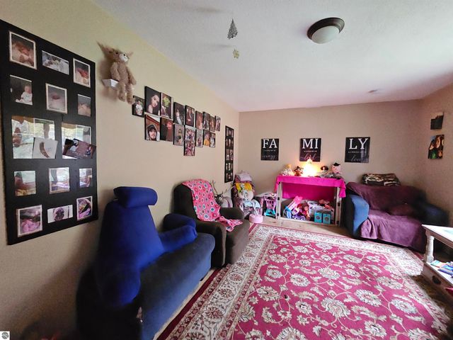 4464 E Wagner Road, Lake City, MI 49651