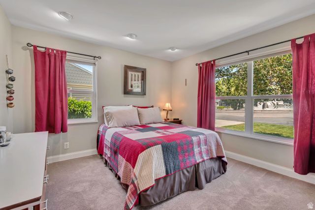 27 W VALLEY DR, Murray, UT 84107
