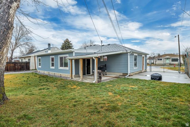 27 W VALLEY DR, Murray, UT 84107