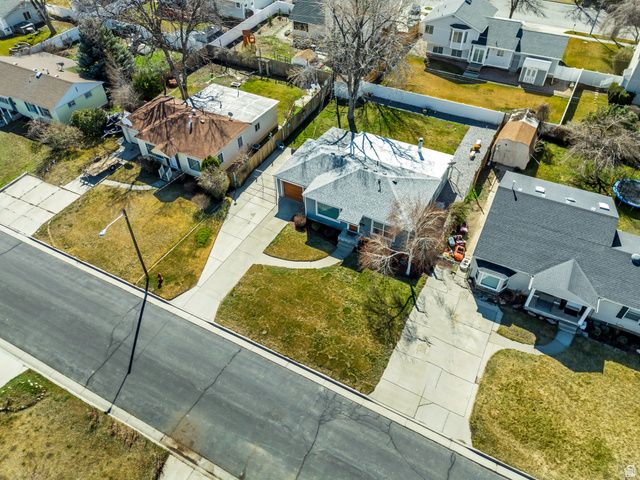 27 W VALLEY DR, Murray, UT 84107