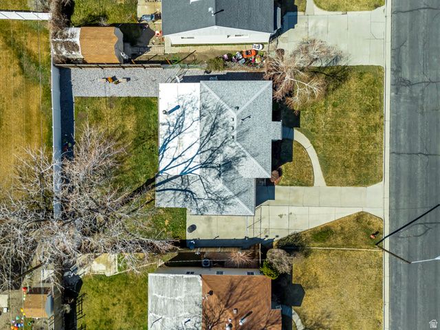 27 W VALLEY DR, Murray, UT 84107