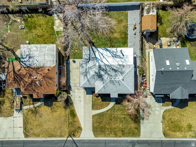 27 W VALLEY DR, Murray, UT 84107