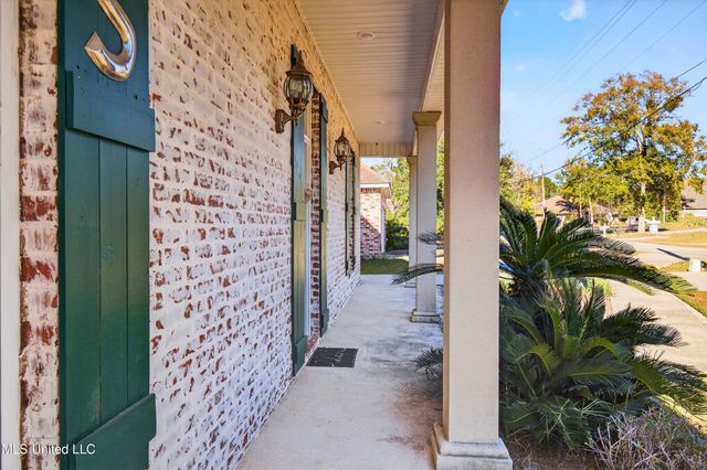 6516 Koula Drive, Diamondhead, MS 39525