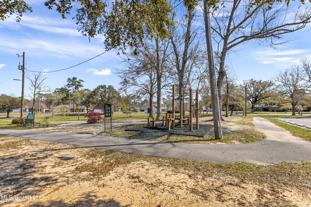 6516 Koula Drive, Diamondhead, MS 39525