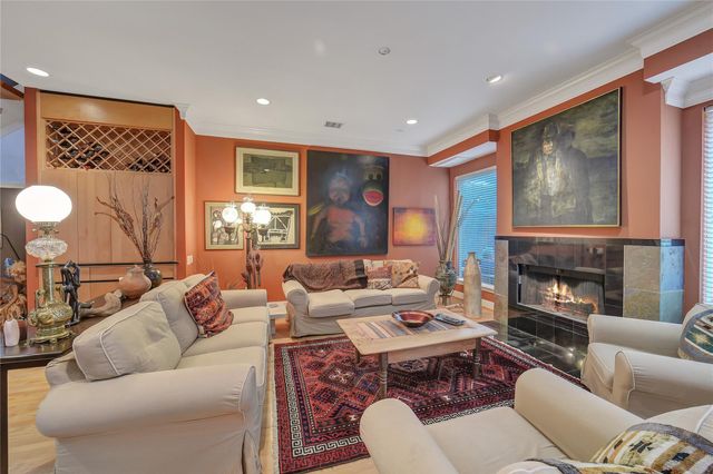 5309 Hidalgo Street, Houston, TX 77056