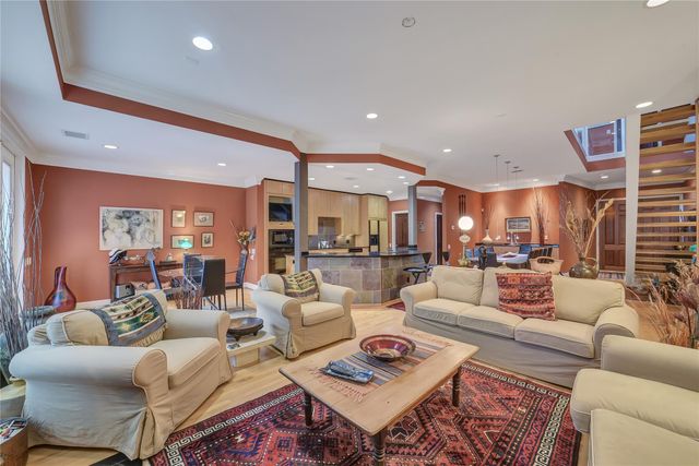 5309 Hidalgo Street, Houston, TX 77056