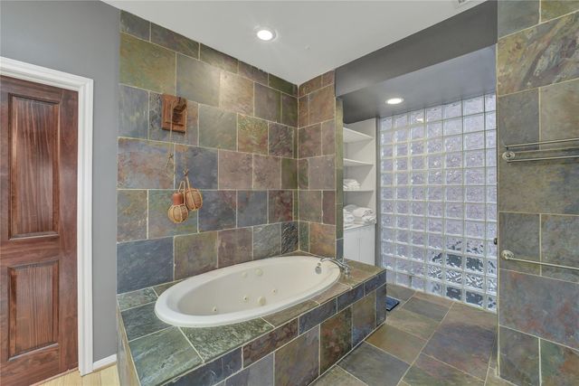 5309 Hidalgo Street, Houston, TX 77056