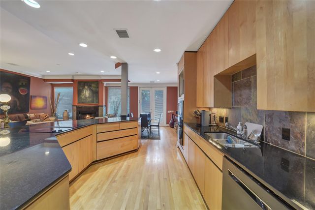 5309 Hidalgo Street, Houston, TX 77056