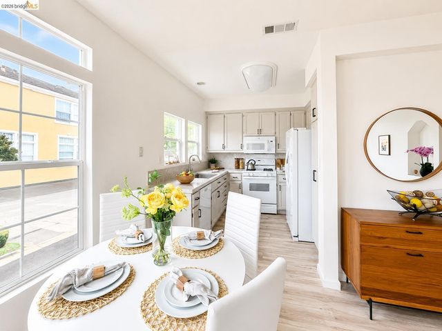3573 Braxton Cmn., Fremont, CA 94538