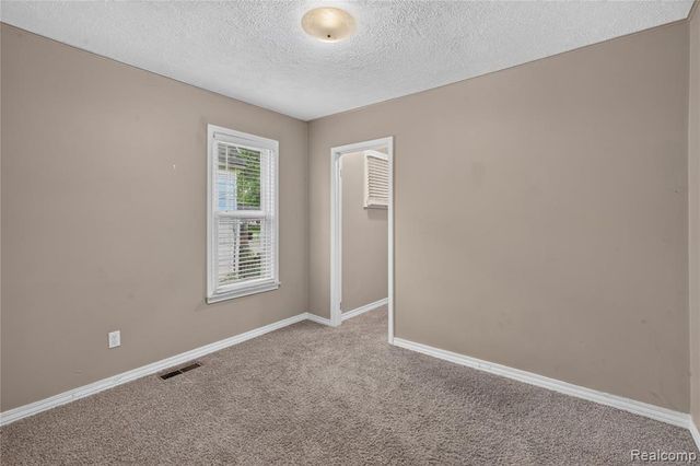 2524 4th Street, Trenton, MI 48183