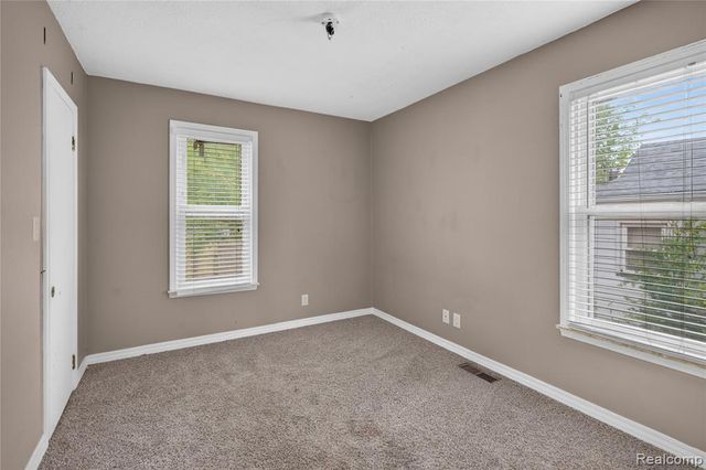 2524 4th Street, Trenton, MI 48183