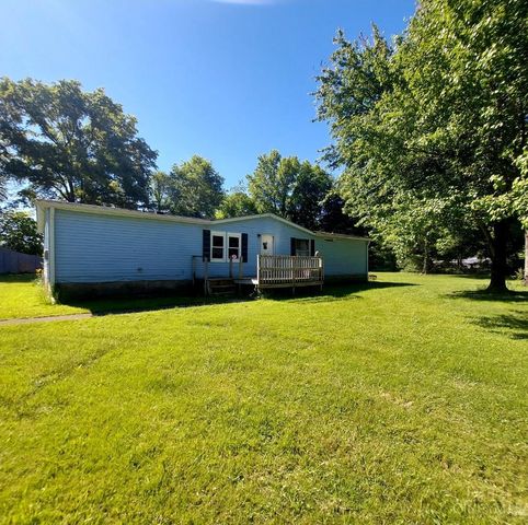 16214 Sams Dr, Williamsburg, OH 45176