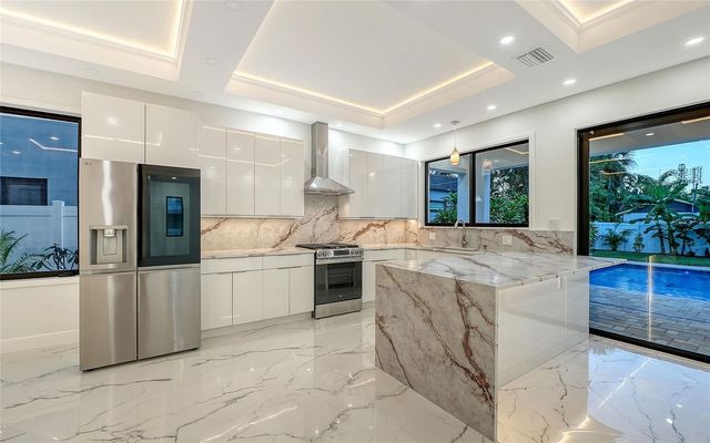 2483 BAY STREET, Sarasota, FL 34237