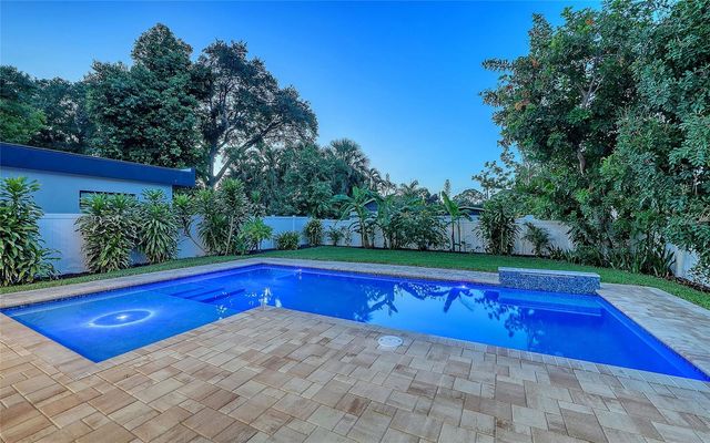 2483 BAY STREET, Sarasota, FL 34237