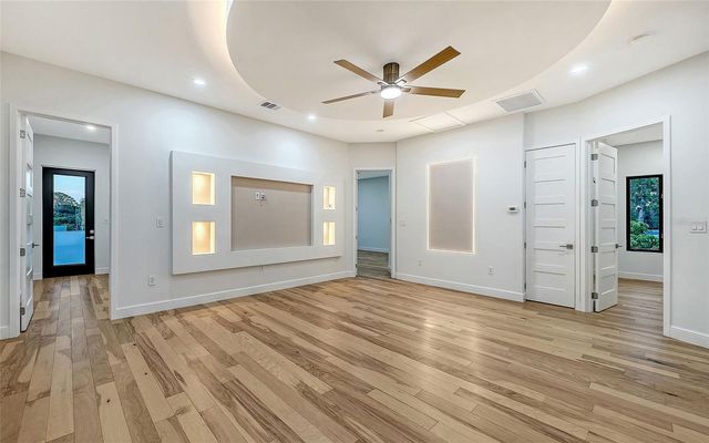 2483 BAY STREET, Sarasota, FL 34237