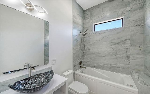 2483 BAY STREET, Sarasota, FL 34237