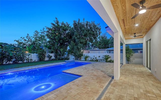 2483 BAY STREET, Sarasota, FL 34237