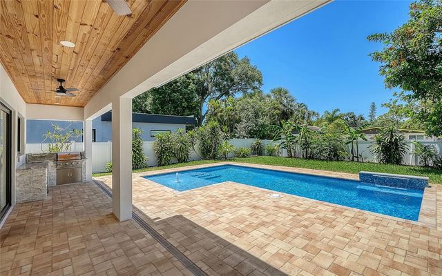 2483 BAY STREET, Sarasota, FL 34237