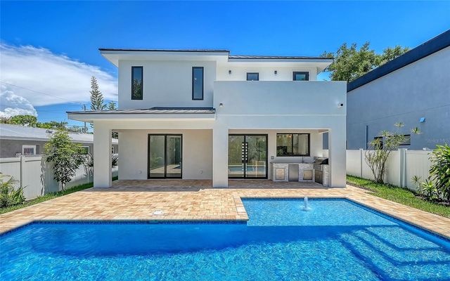 2483 BAY STREET, Sarasota, FL 34237