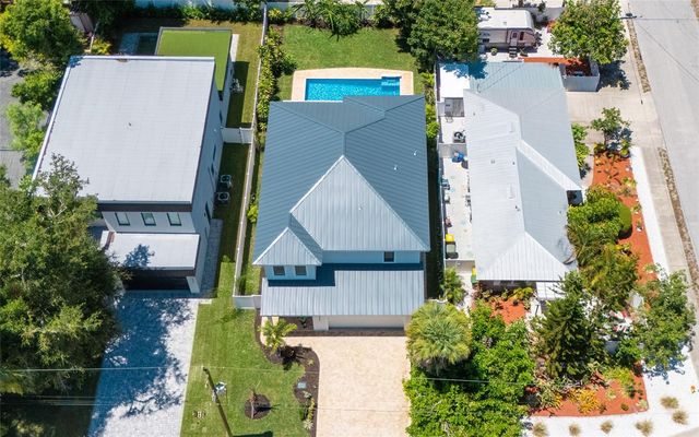 2483 BAY STREET, Sarasota, FL 34237