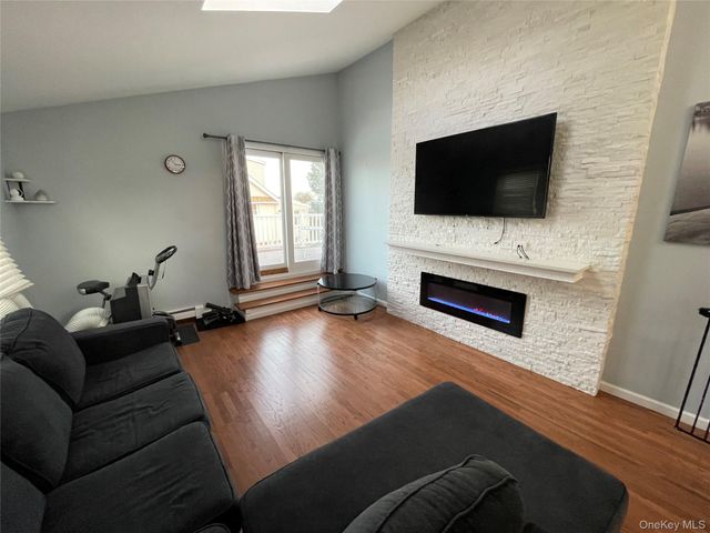 70 Birch Road, Amityville, NY 11701