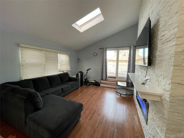 70 Birch Road, Amityville, NY 11701